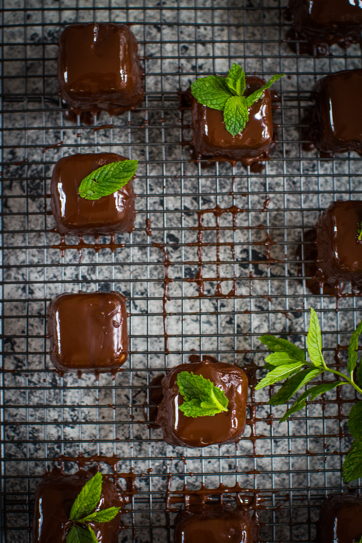 Raw Mint Slice Bites Recipe