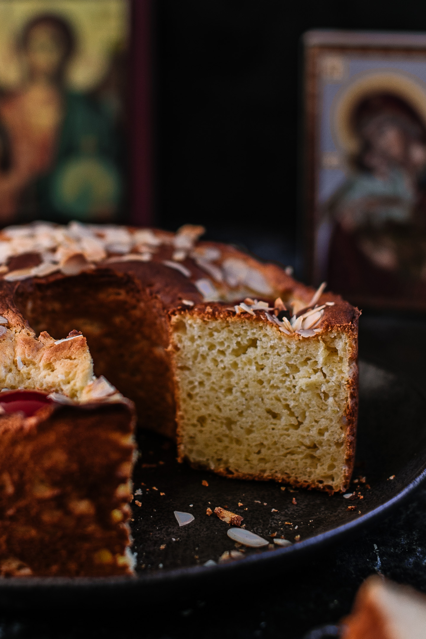 Gluten-Free Tsoureki Bread (No Knead)